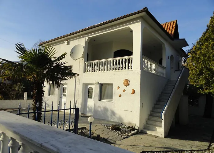 Delfini House